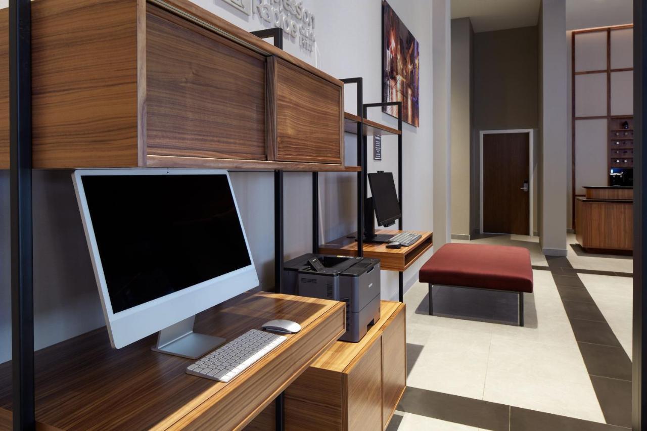 Residence Inn Montreal Midtown Dış mekan fotoğraf